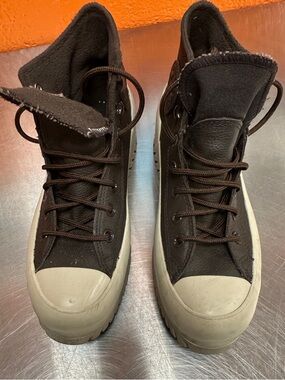 Men’s Converse Chuck Taylor All Star Lugged 2.0 Brown Size 10 US